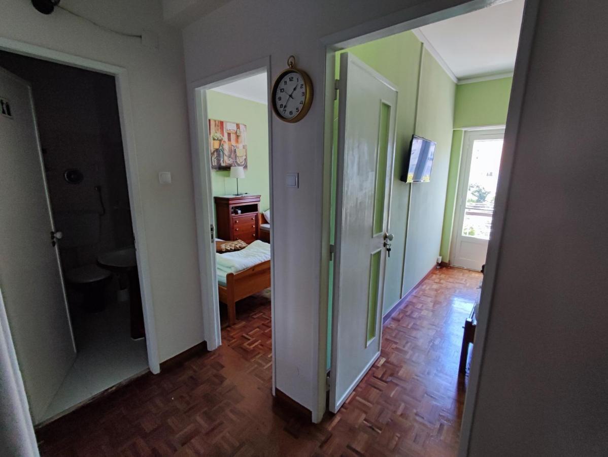 Gæstehus With Ac In Penha De Franca, *